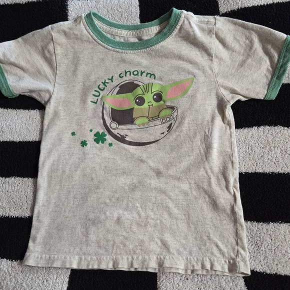 Boys holiday shirt lot size 4T - Picture 3 of 6